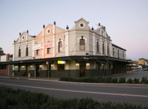 Hotels in Cessnock